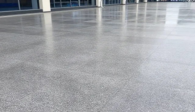 地坪施工中精细化学品分装的选型与使用建议